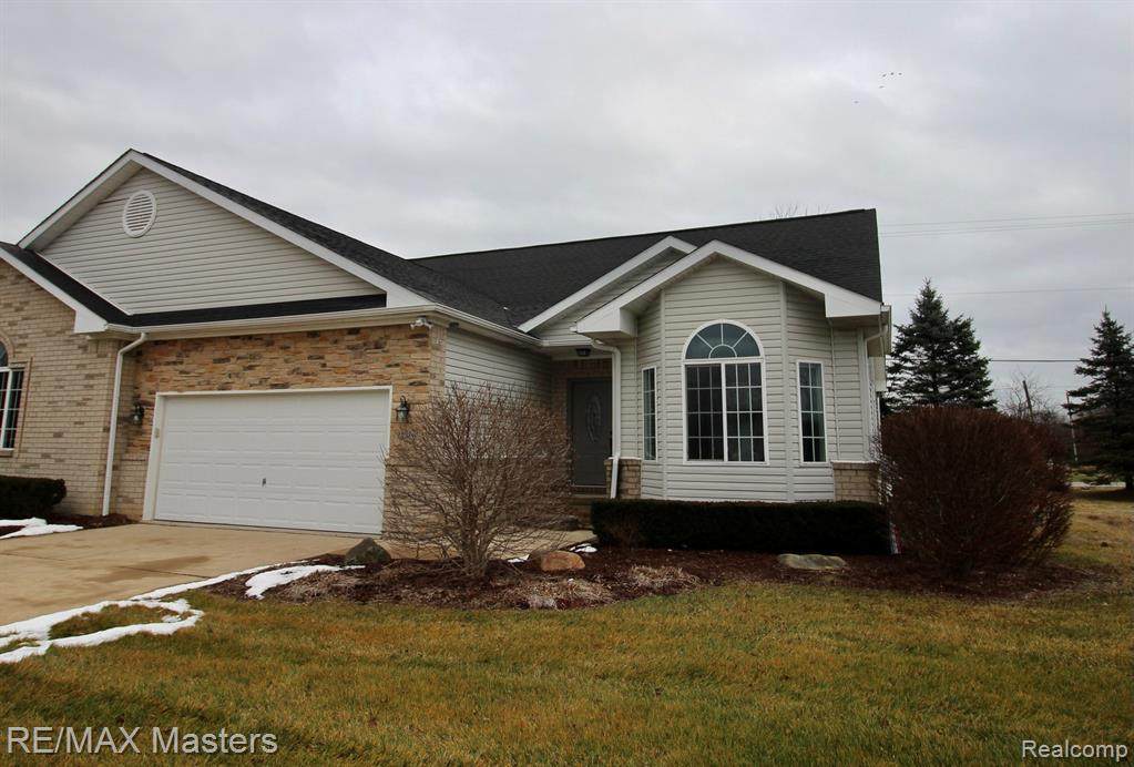 22303 Georgia Pine Drive - Photo 1