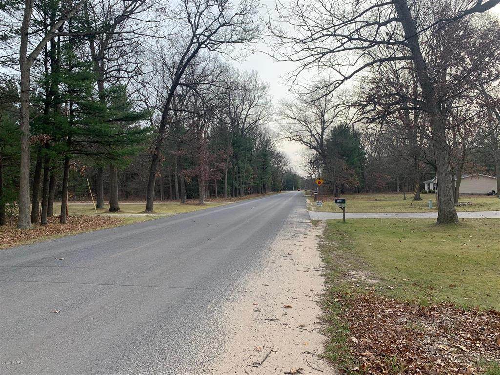 835 Broton Road - Photo 1