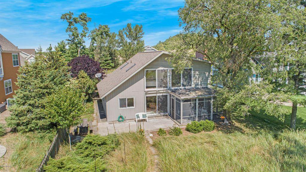 20056 North Shore Drive - Photo 1