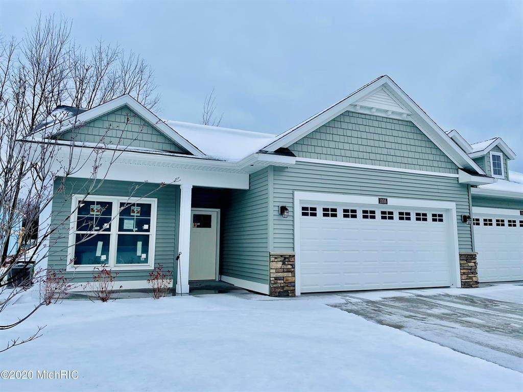 1008 Maplewood Court - Photo 1