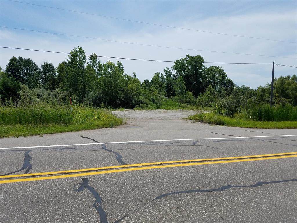 3613 M 63 Highway - Photo 1