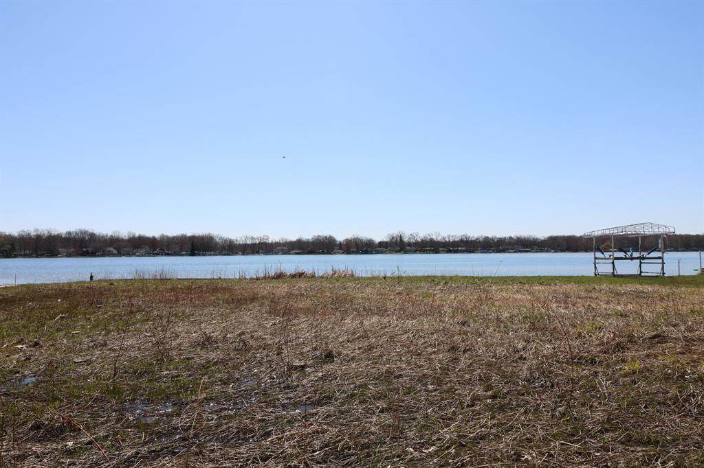 63395 Lakeshore Drive - Photo 1