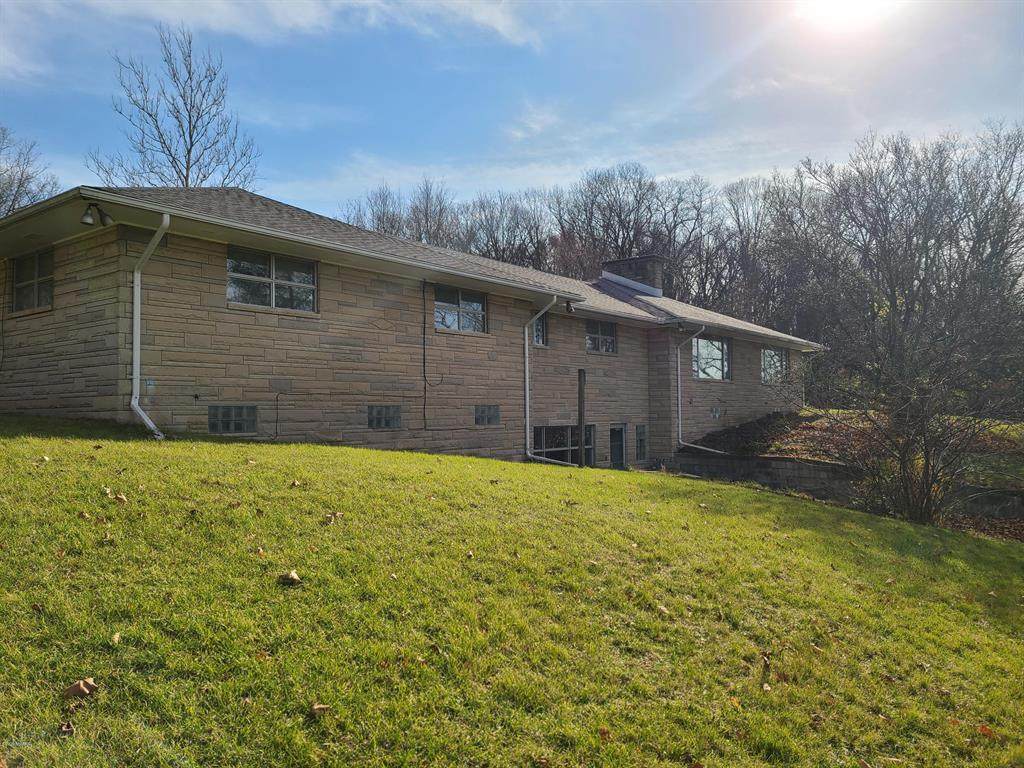3000 Riverview Drive - Photo 1