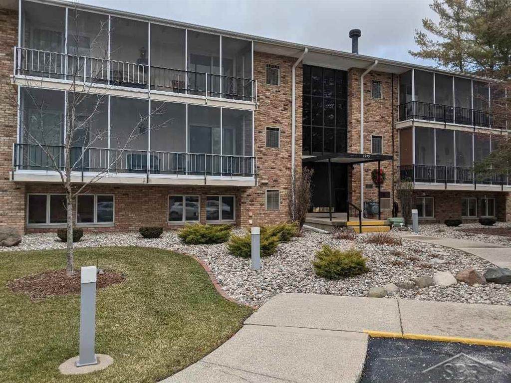 5975 Michigan Ave. - Photo 1