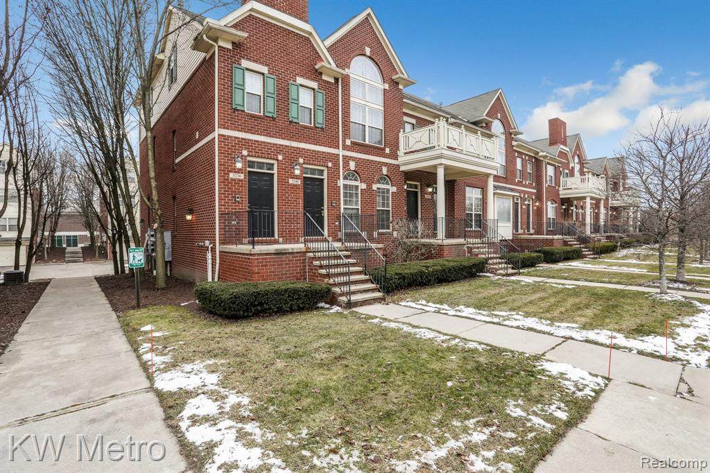 3240 Newbury Place - Photo 1