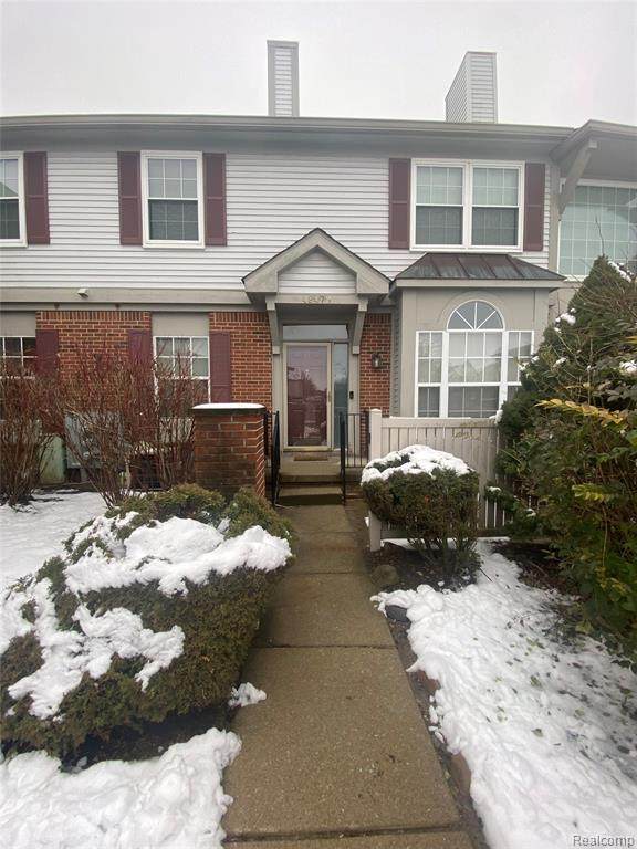 49473 Pointe Crossing - Photo 1