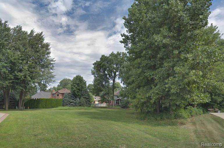15521 Kingston Drive - Photo 1