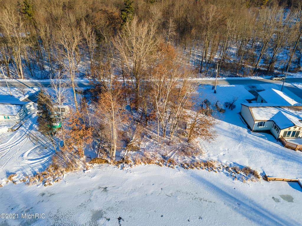 17161 Suwanee Trail - Photo 1