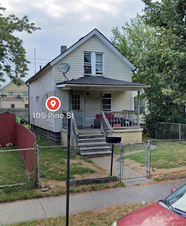 109 Pine Street - Photo 1
