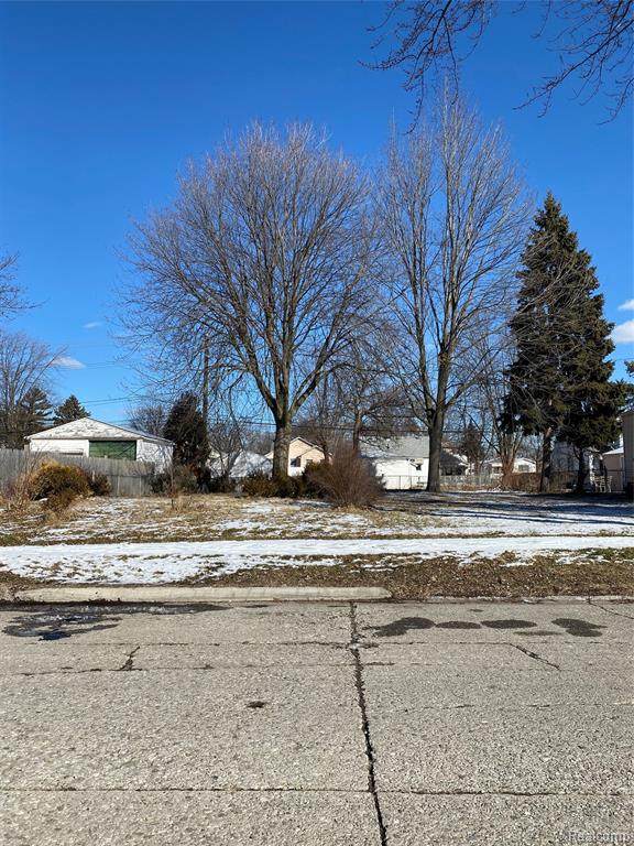 2136 Charter - Photo 1