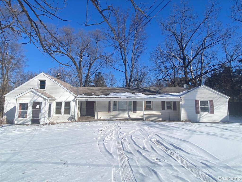 5497 Saginaw Road - Photo 1