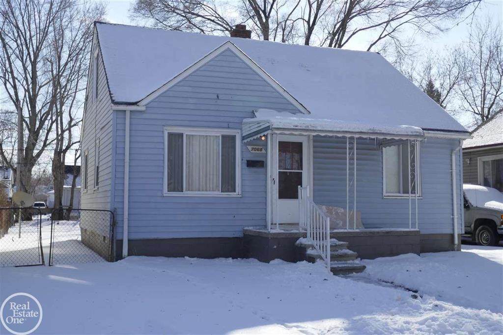 7068 Hudson - Photo 1
