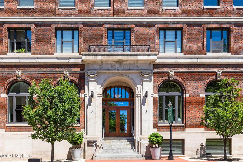 27 Library Street - Photo 1