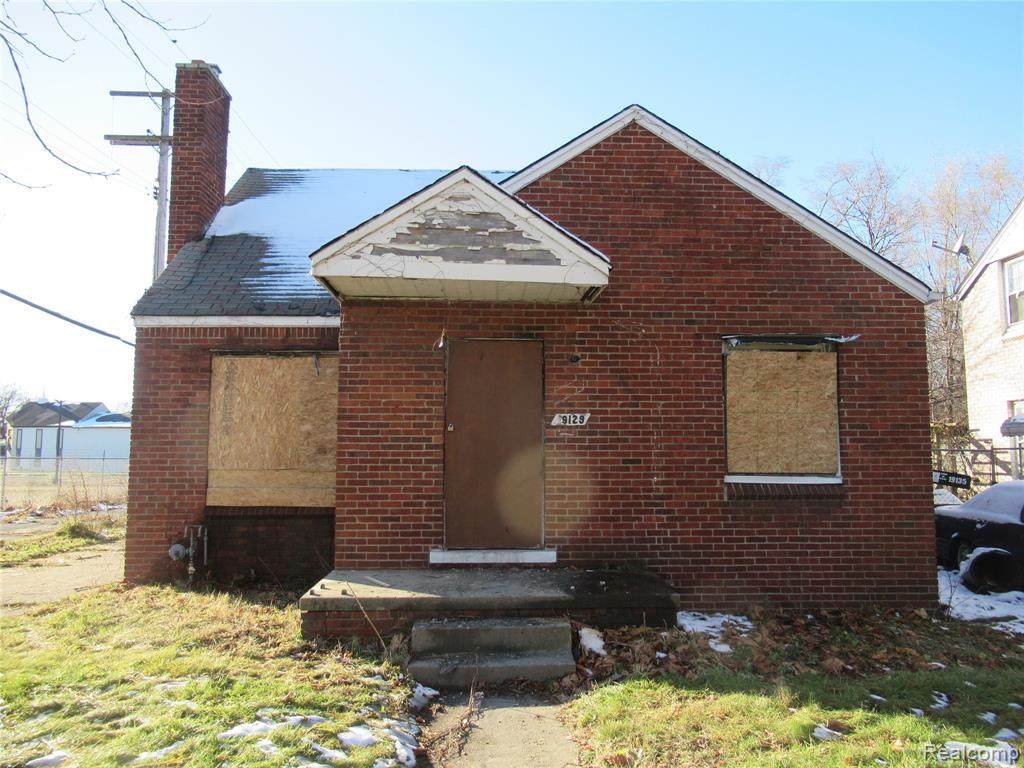19129 Strasburg Street - Photo 1