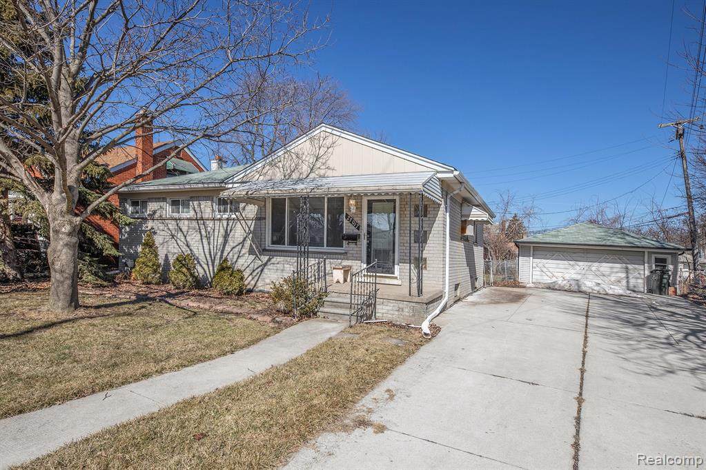 23017 Gaukler Street - Photo 1