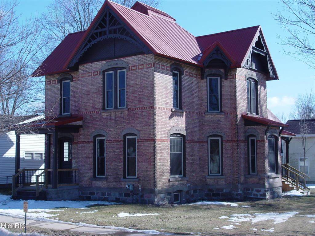304 Washington Street - Photo 1