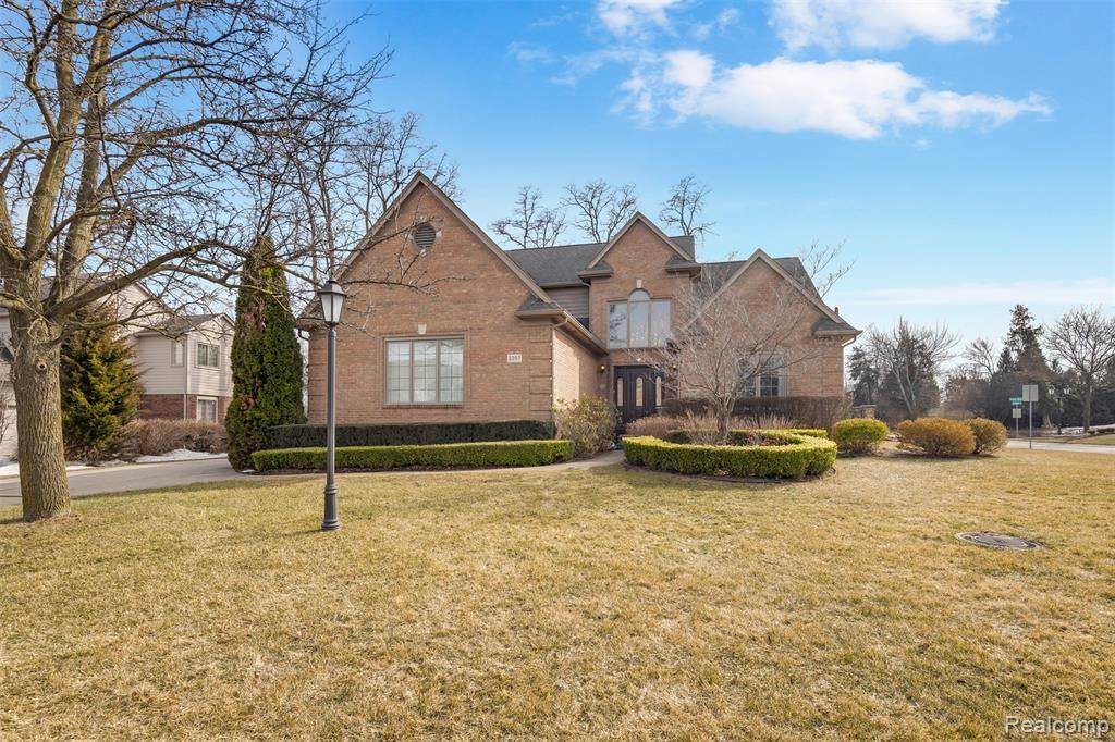 3397 Sawgrass Court - Photo 1