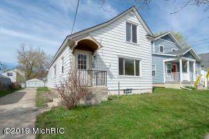 719 Crofton Street - Photo 1