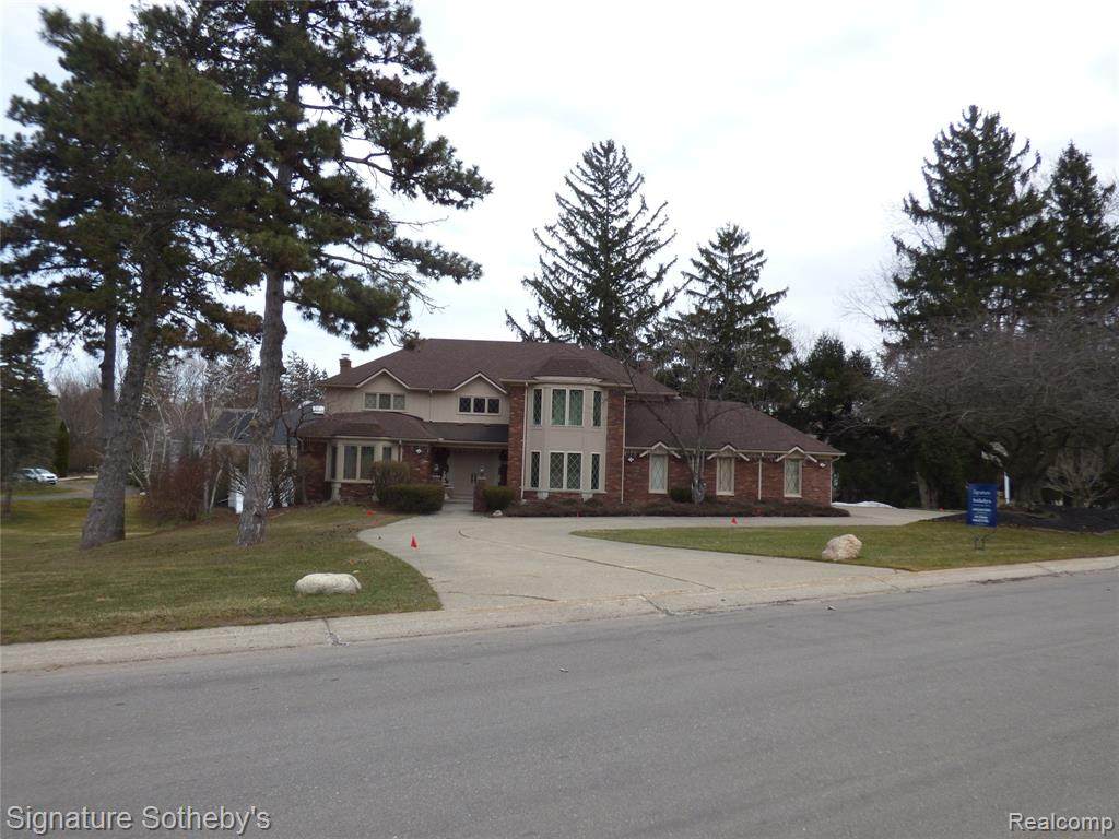 3551 Wabeek Lake Drive - Photo 1