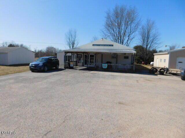 3917 198th Avenue - Photo 1