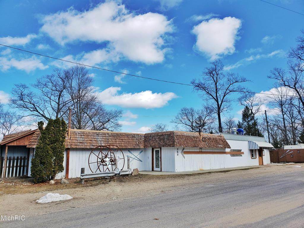 753 Lincoln Avenue - Photo 1