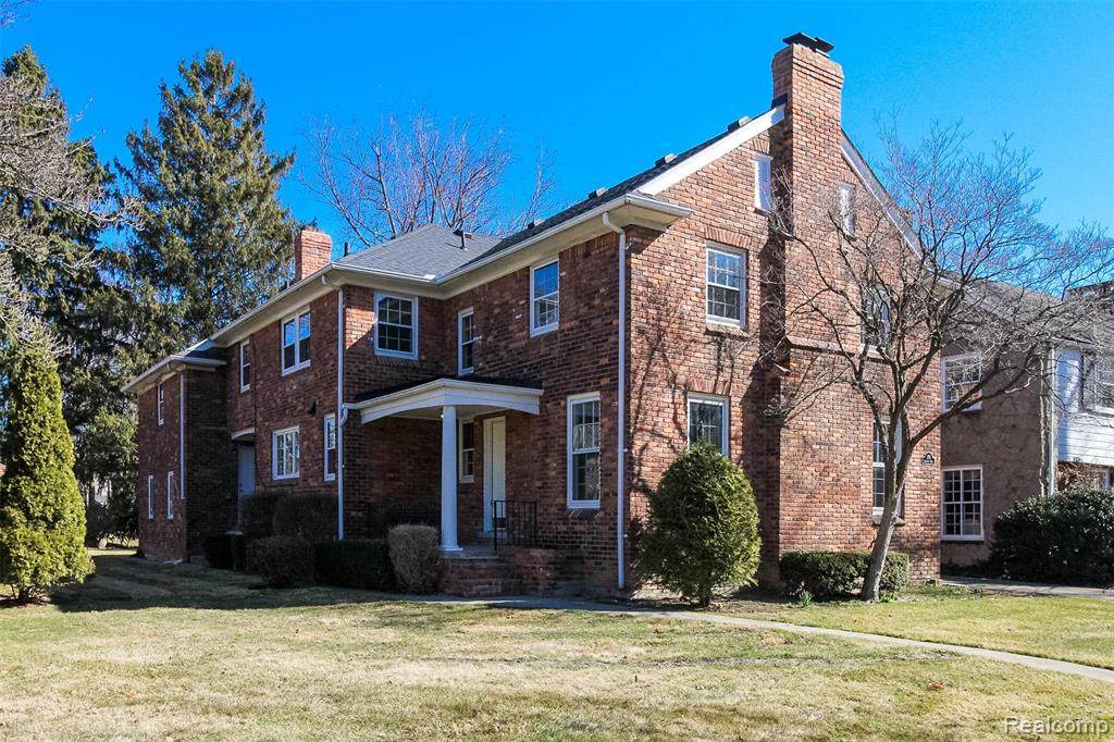 276 Lewiston Road - Photo 1
