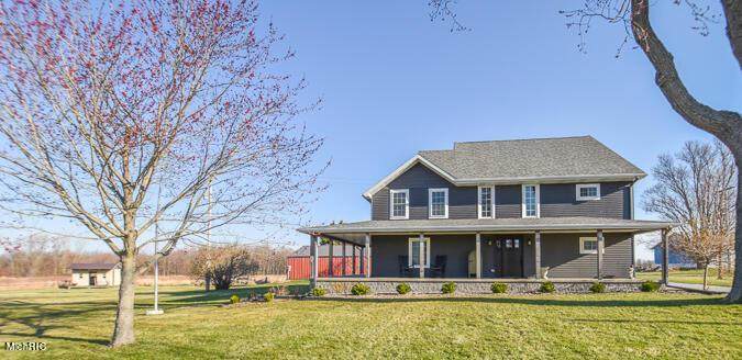 598 Dayburg Rd - Photo 1