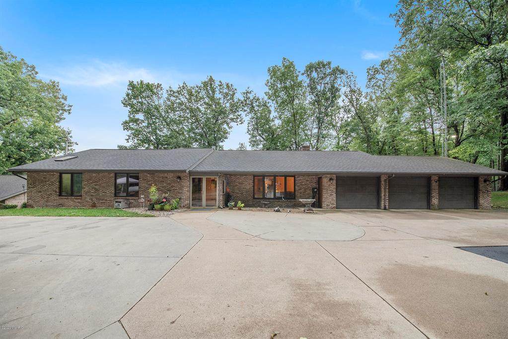 8221 26th Street - Photo 1