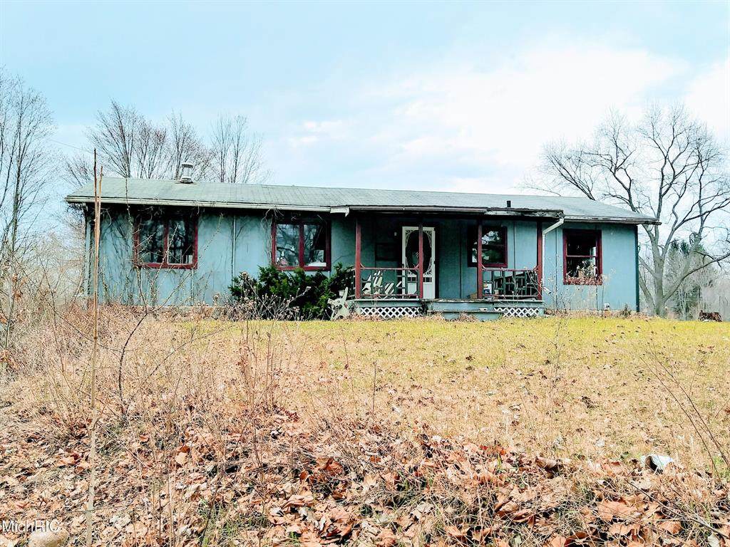 20900 14 Mile Road - Photo 1