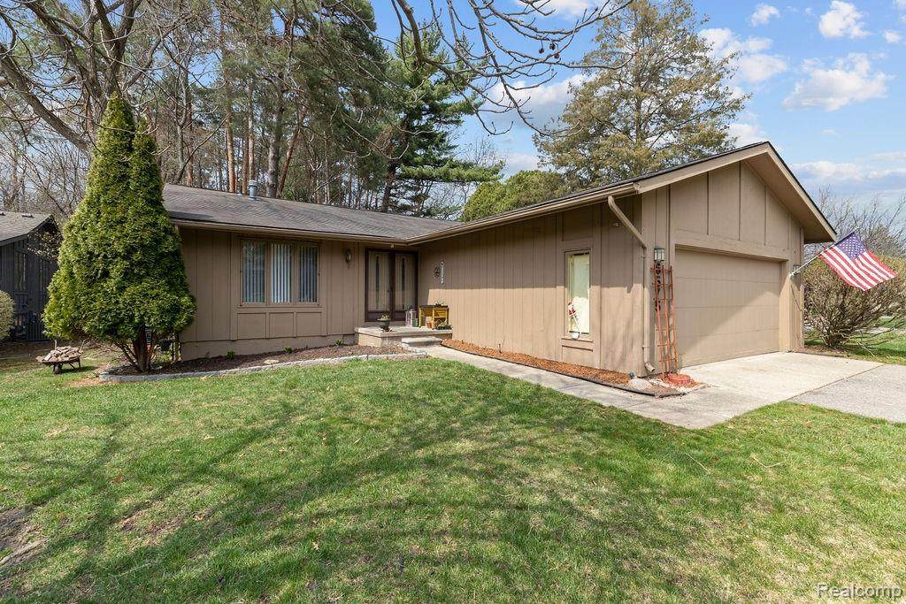 6575 Red Cedar Lane - Photo 1