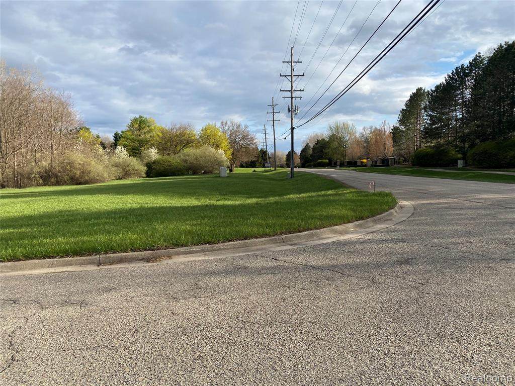 57900 Mound Road - Photo 1