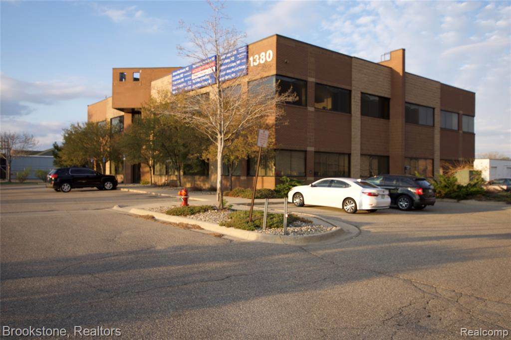 1380 Coolidge Highway - Photo 1