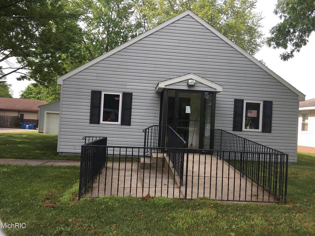 449 Norton Avenue - Photo 1