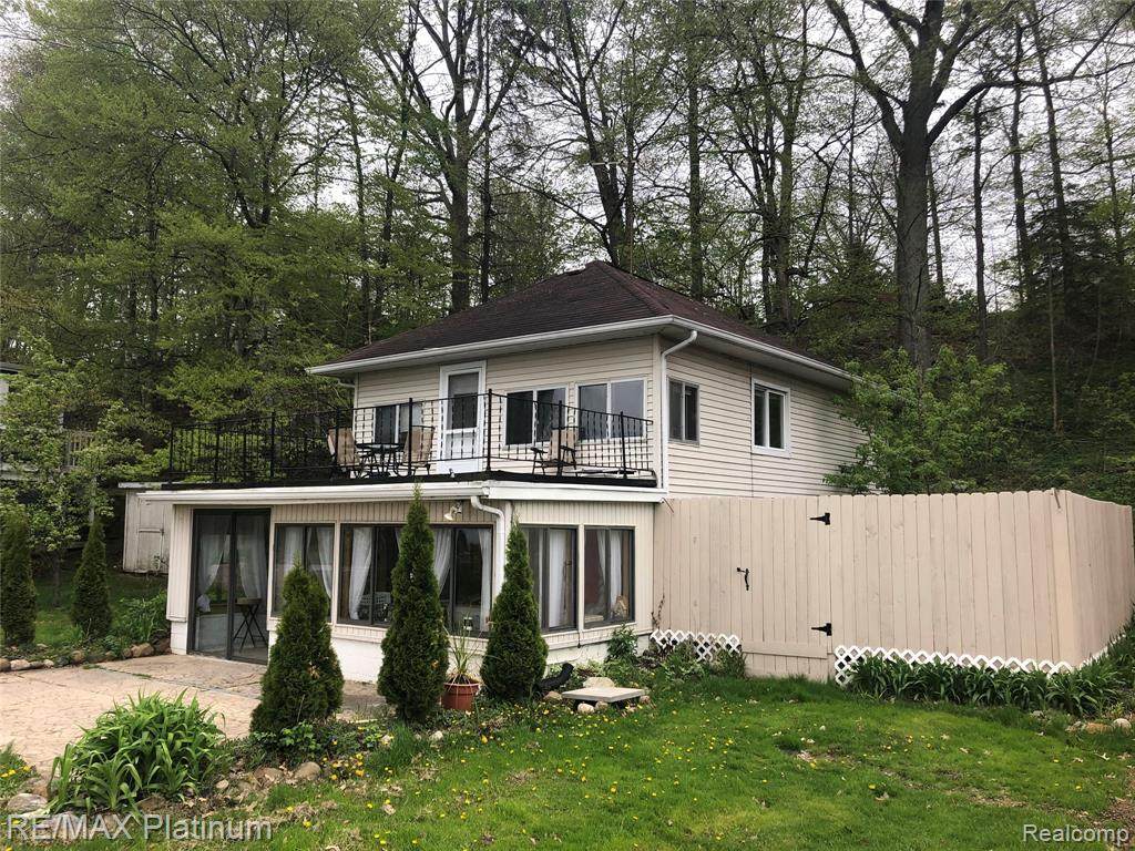 2088 Gray Park Drive - Photo 1