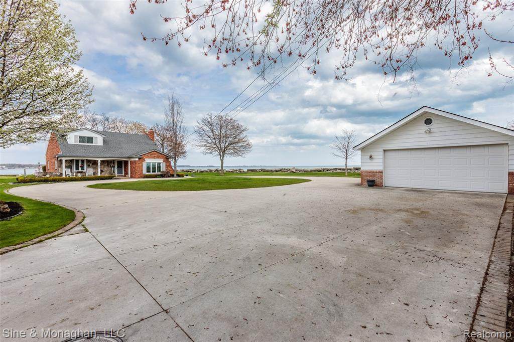 35174 Jefferson - Photo 1