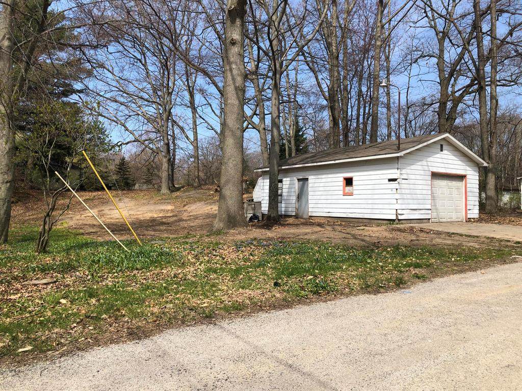 191 Bonnie Street - Photo 1
