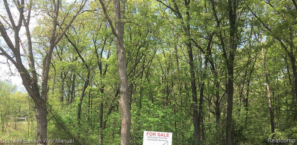 4514 Maybee Road - Photo 1