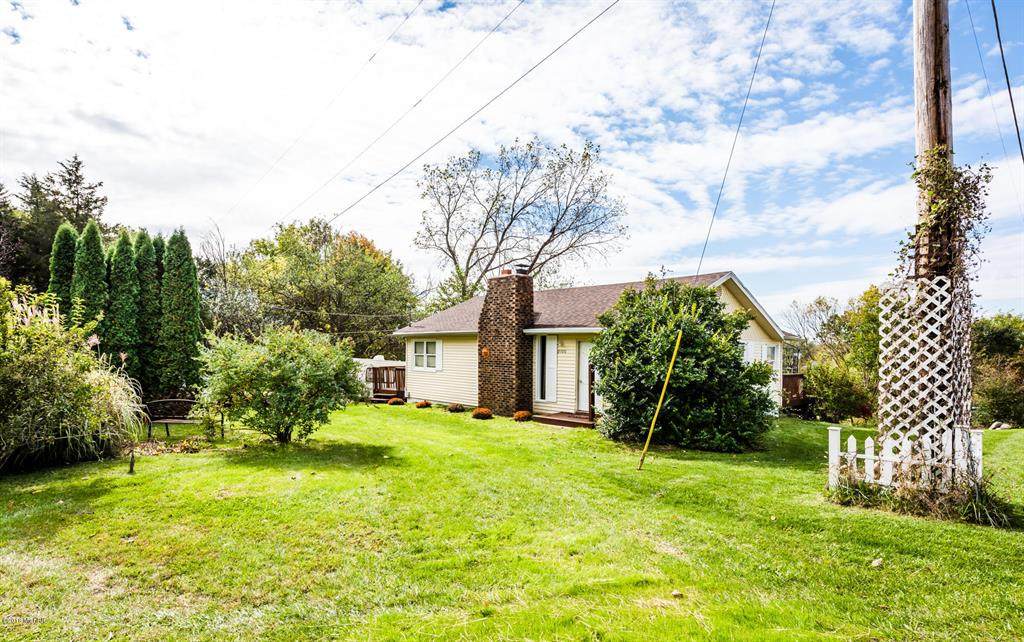 2100 26th Street - Photo 1