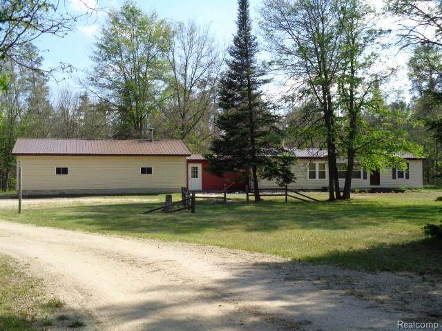 360 Pioneer Road - Photo 1