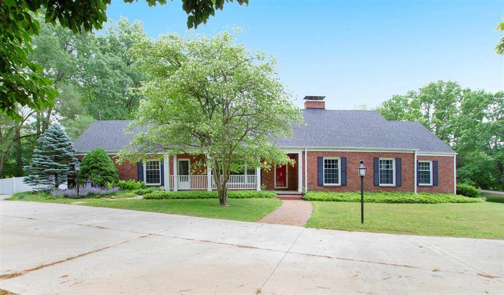 1337 Badgley Road - Photo 1
