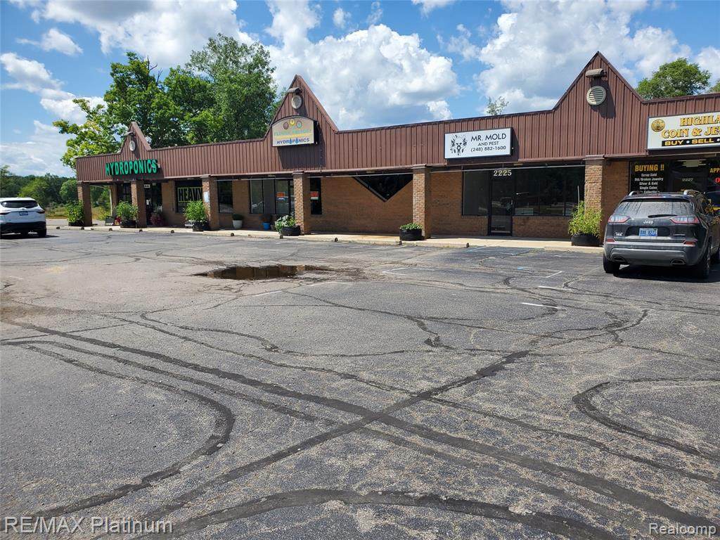 2221 Highland Road - Photo 1
