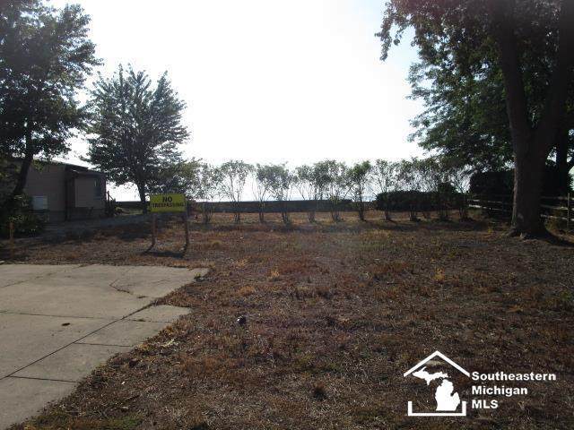 1350 Venetian - Photo 1