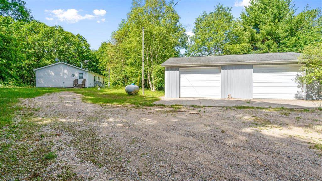 12149 20th Ave - Photo 1
