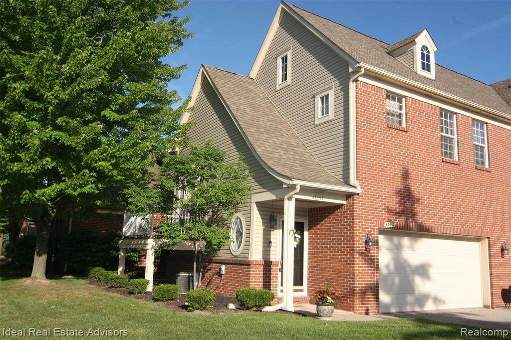 43537 Pendleton Circle - Photo 1