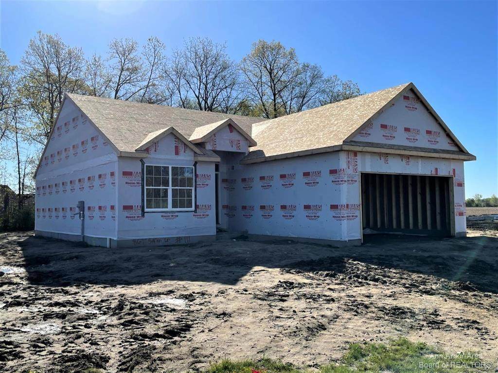 840 Sarah Lane - Photo 1
