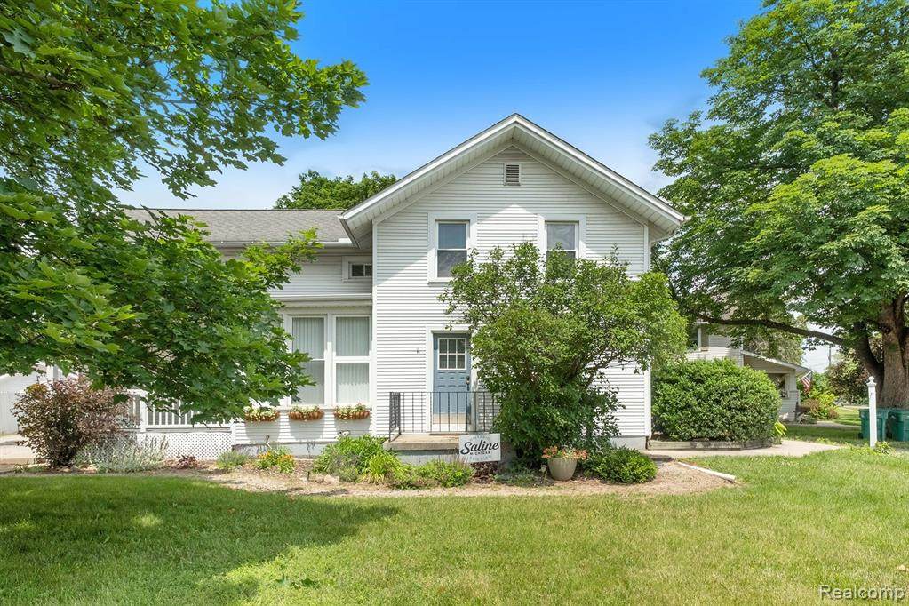 321 Michigan Avenue - Photo 1