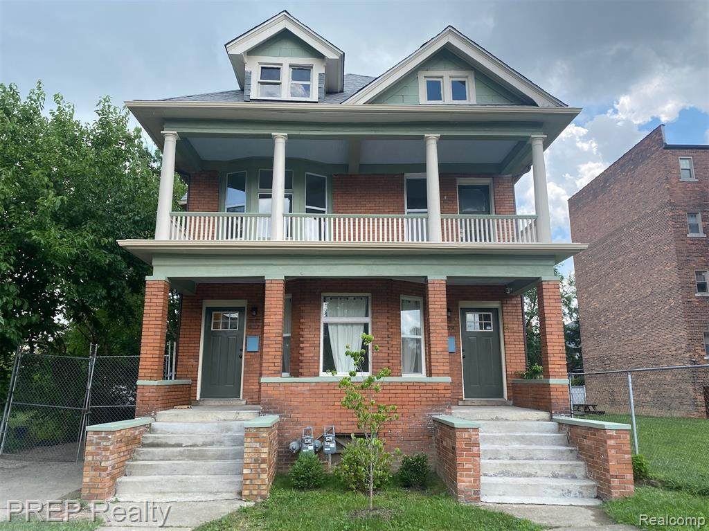 687 Hazelwood Street - Photo 1