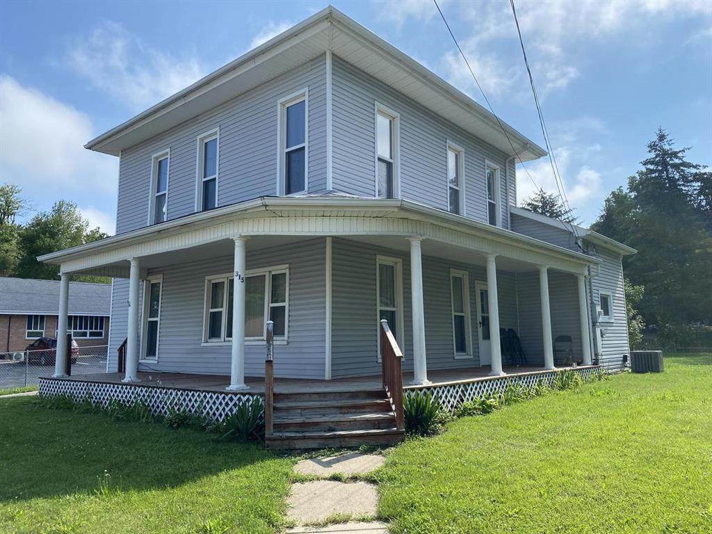 315 Main St - Photo 1