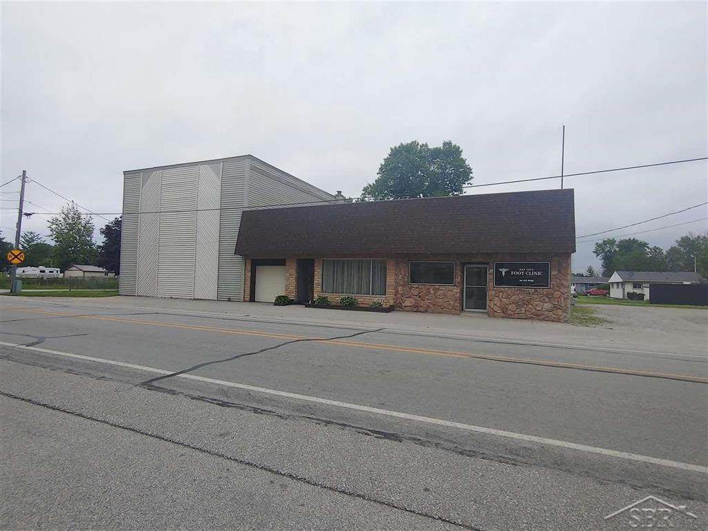 105 Center Street - Photo 1