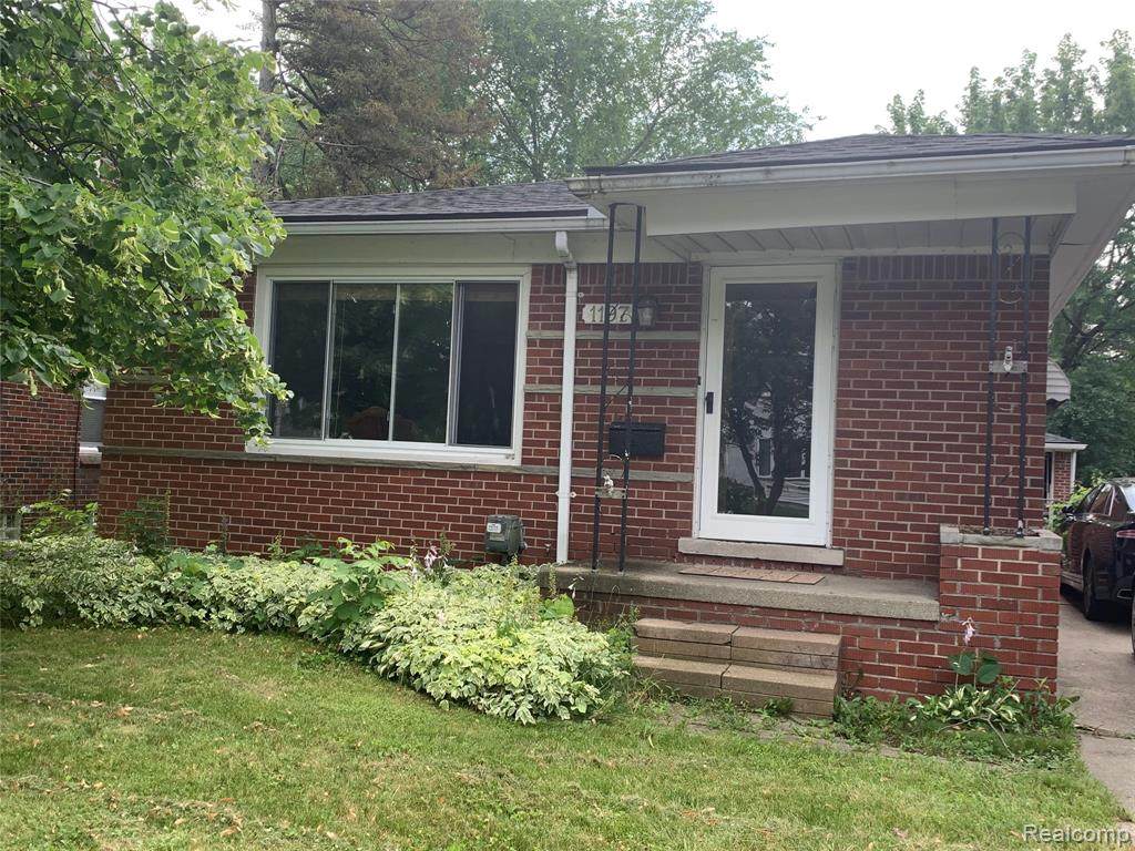 1197 West Boulevard - Photo 1